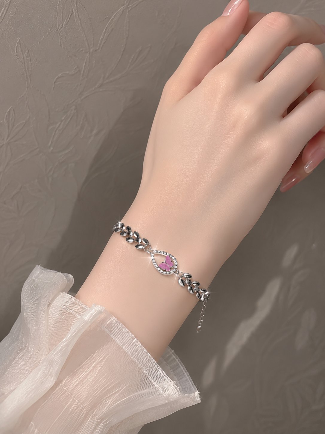 اسوار فضي ناعم — 1
