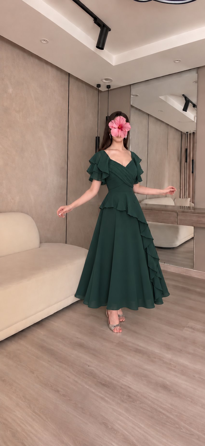 فستان سهرة زيتوني مميز