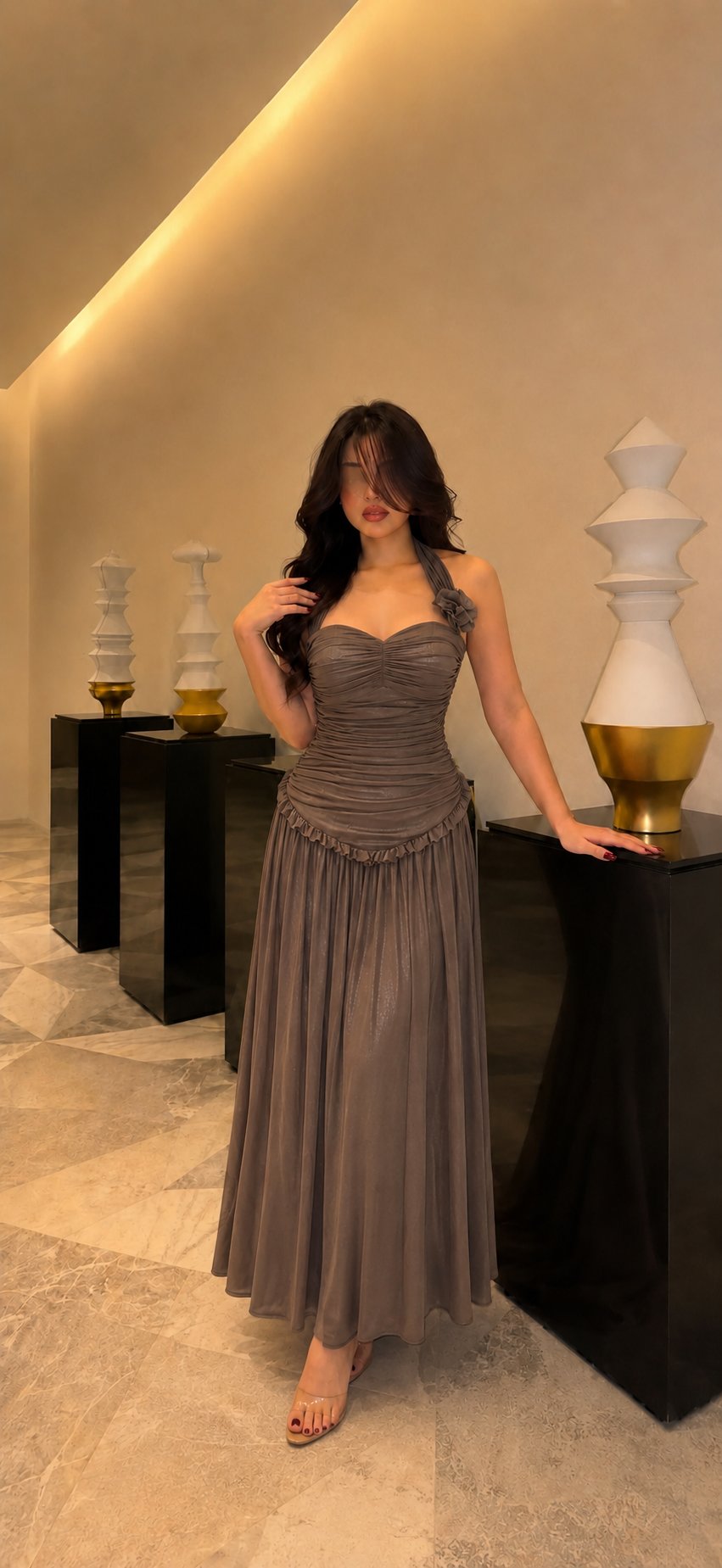فستان سهرة بتصميم عصري