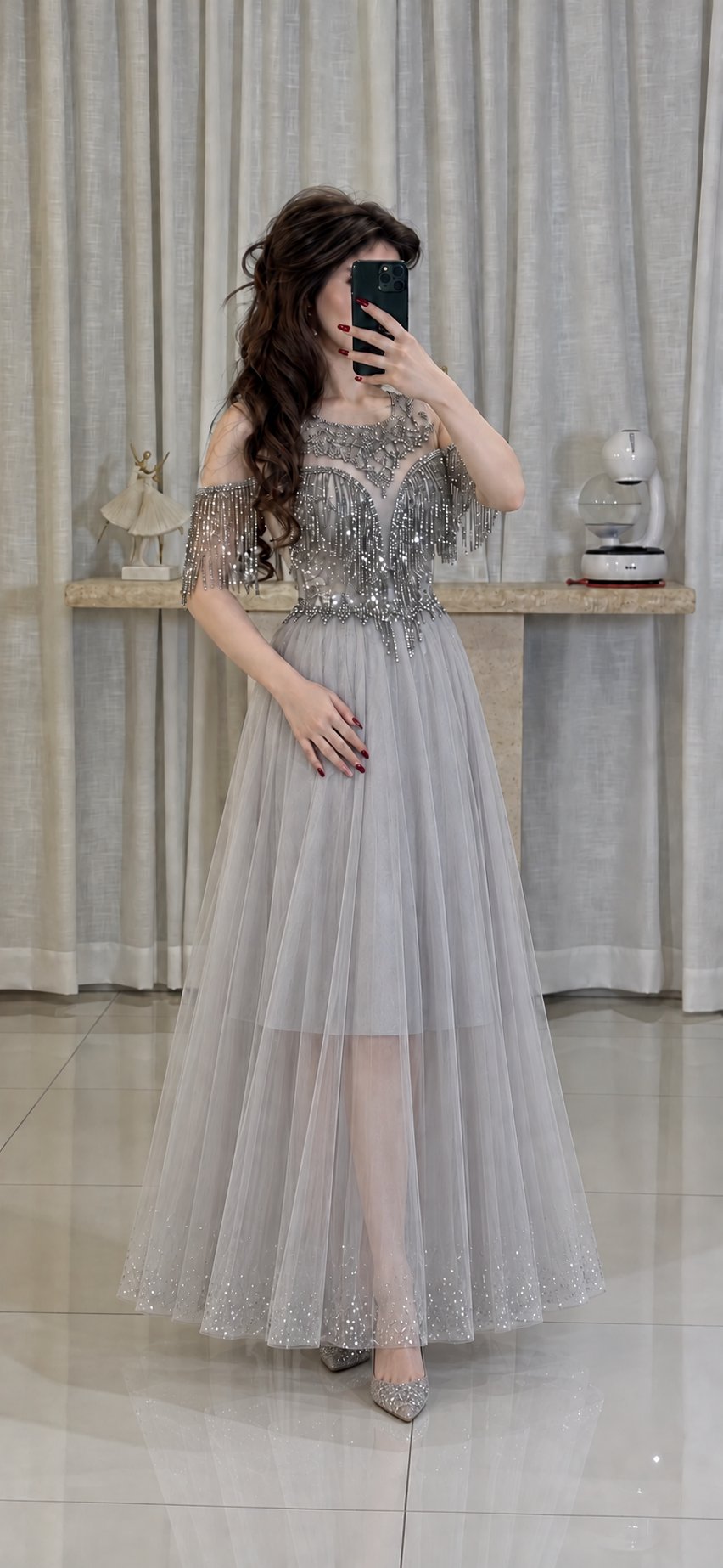 فستان سهرة لامع
