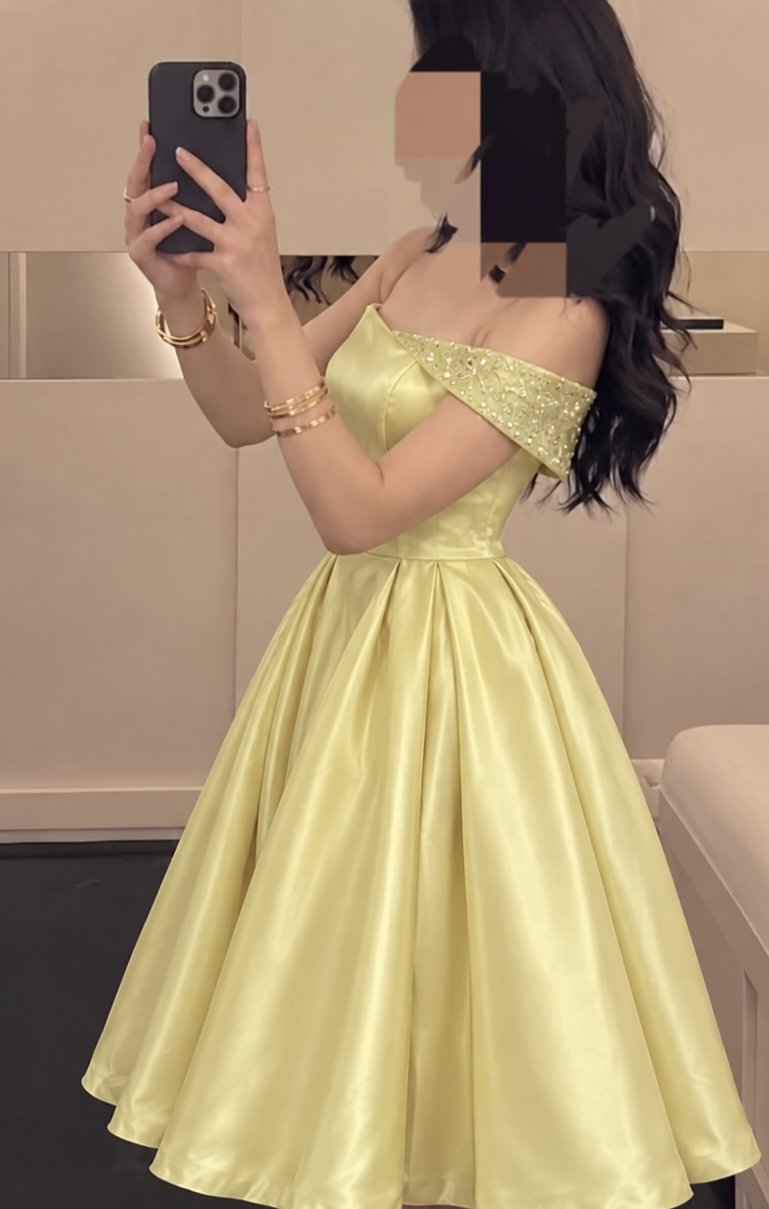 فستان سهرة بتصميم ولون ترندي جميل — 4