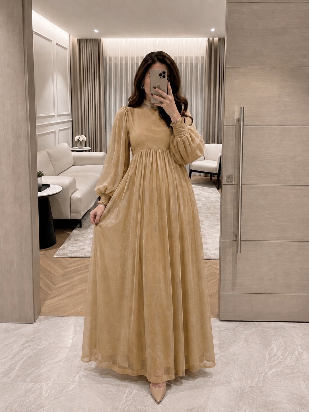 فستان ذهبي تصميم ناعم — 1